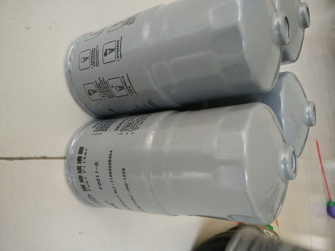 Elemen Filter Bahan Bakar Diesel Sinotruk 1105020D354 F0011-D DK4A-1105020C